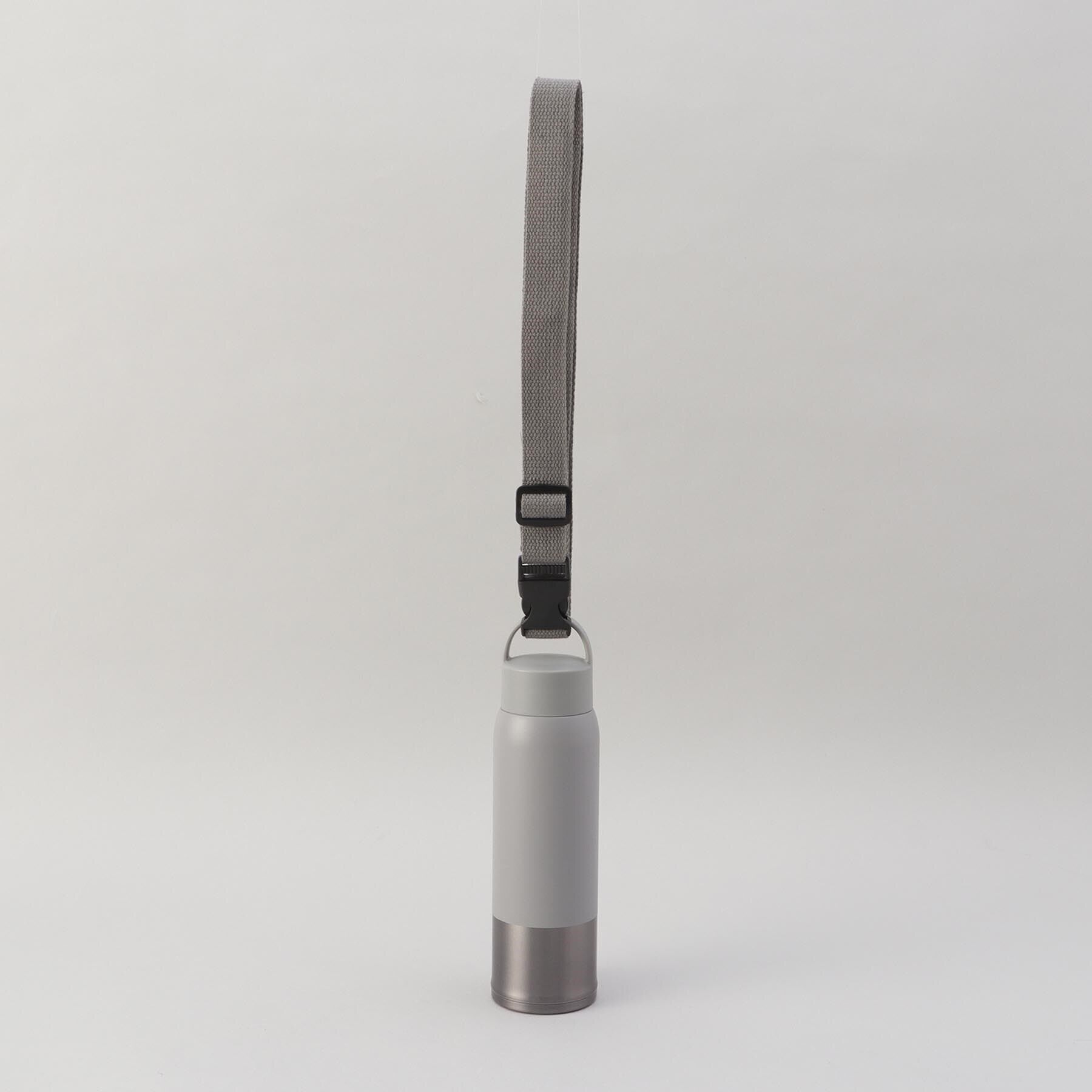 212 KITCHEN STORE「BOCCA極軽ストラップ付きボトル　グレー」|食器・キッチングッズ|