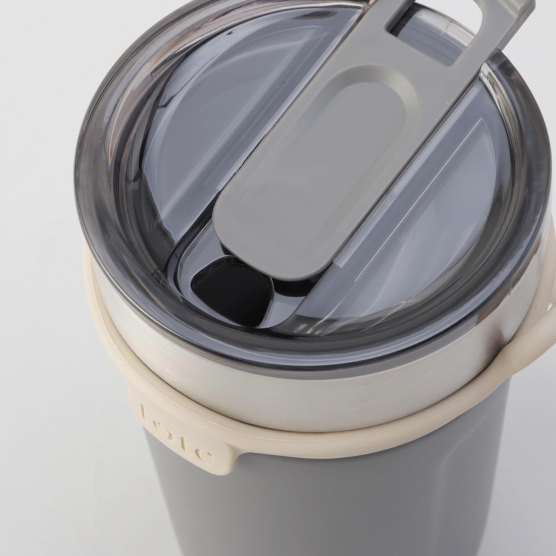 212 KITCHEN STORE「ストロー付3wayタンブラー520ml チャコール」|食器・キッチングッズ|