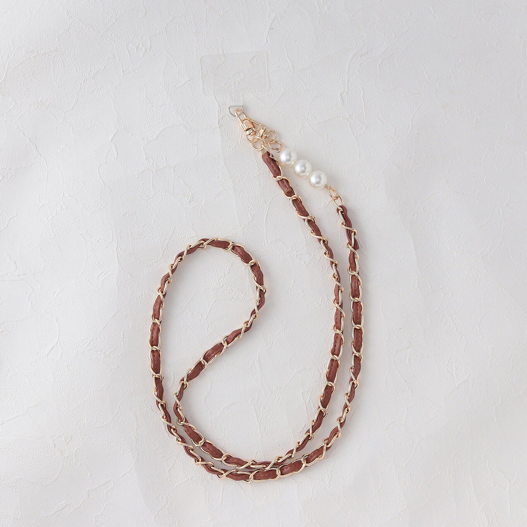 Grandedge「パール調レザーチェーンスマホショルダー」|ストラップ|キャメル(041)