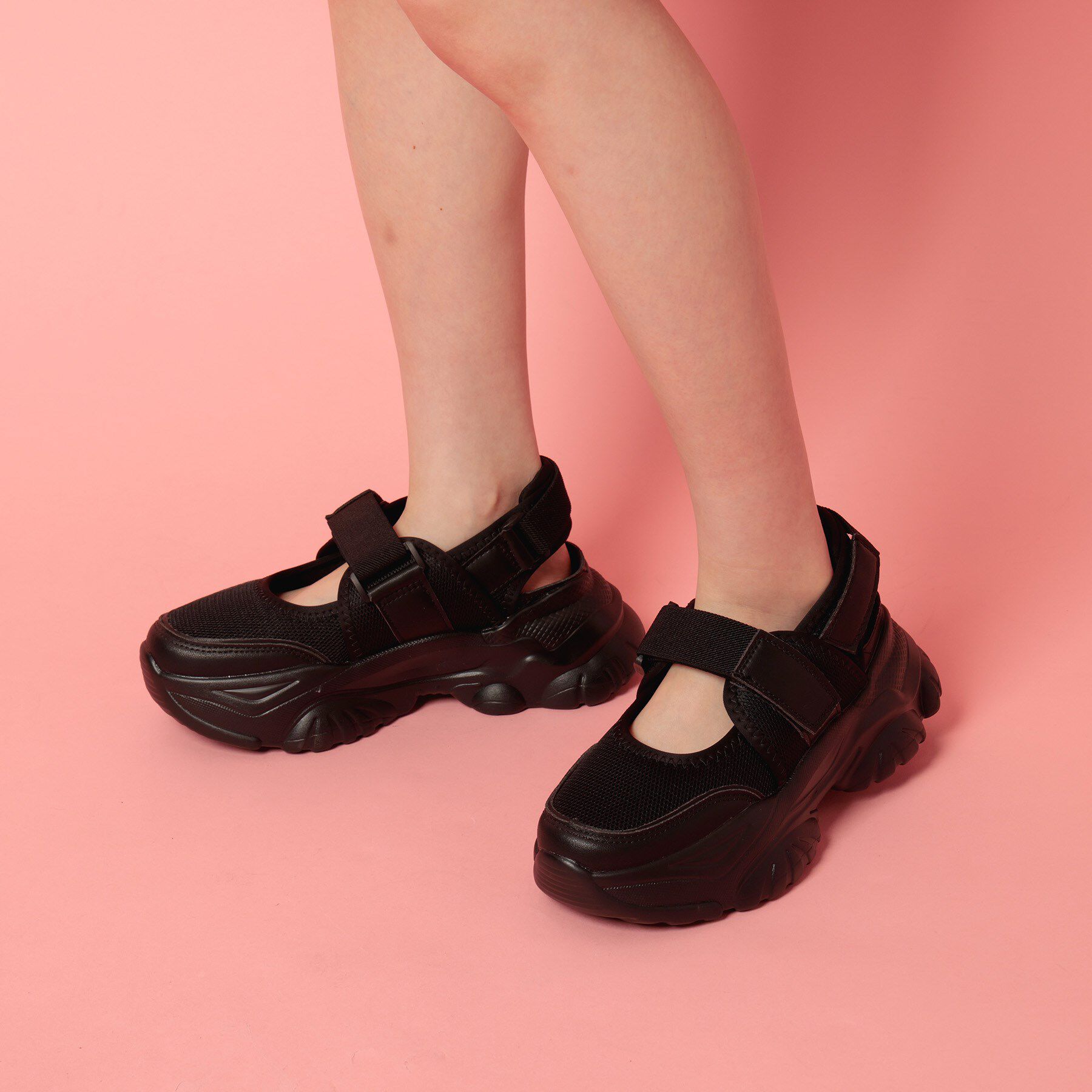 csT&P「バックベルト厚底スニーカー」|スニーカー|