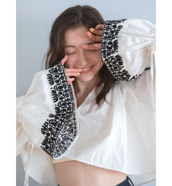 Ungrid「ショートエンブロイダリーブラウス」|シャツ・ブラウス|