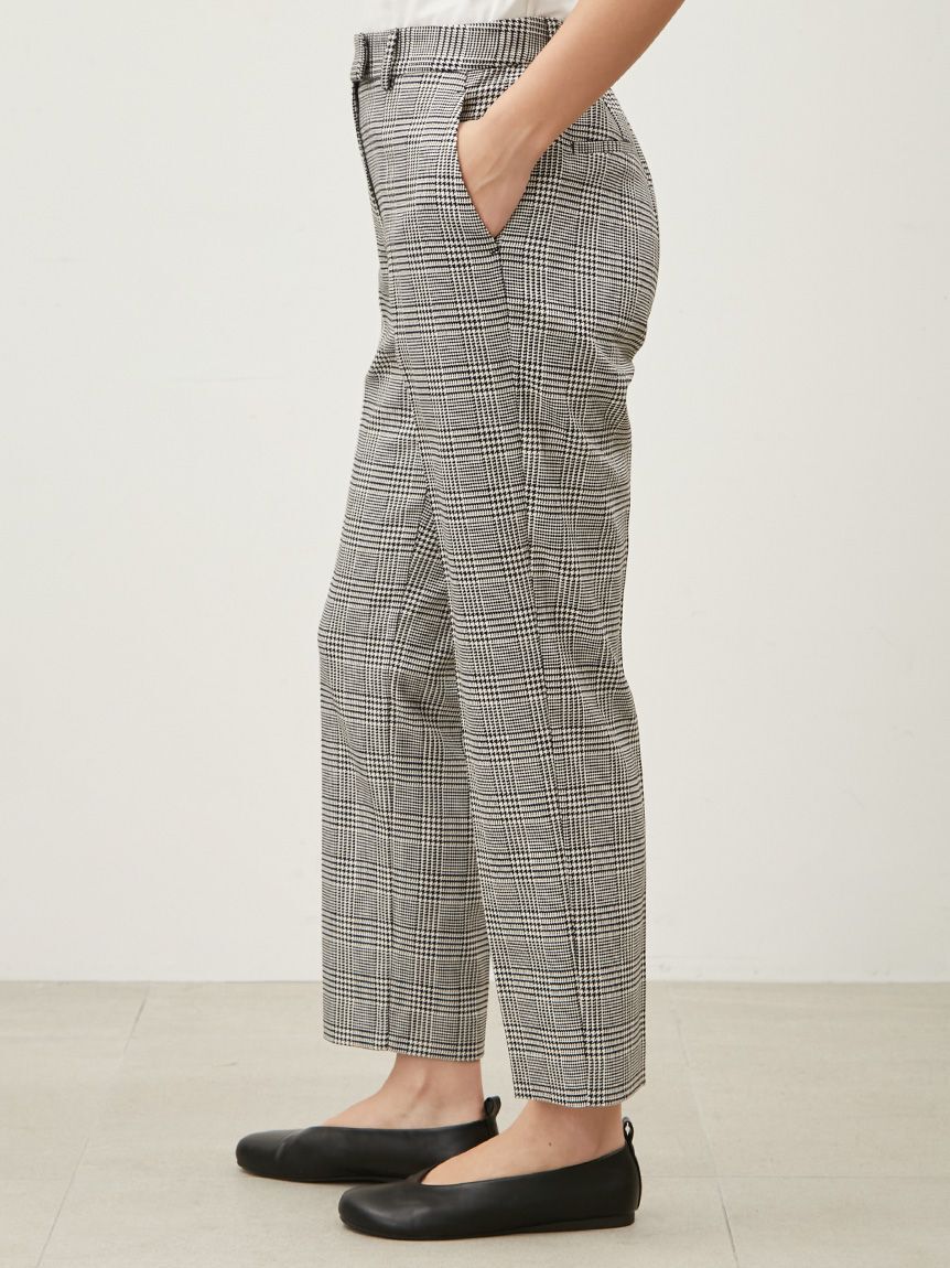 Mila Owen「【WEB限定カラー】後ろゴムセンタープレステーパードパンツ【ウォッシャブル】」|チノ|