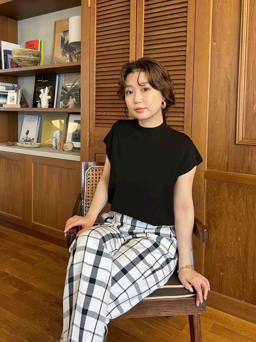 Mila Owen「【WEB限定カラー】後ろゴムセンタープレステーパードパンツ【ウォッシャブル】」|チノ|