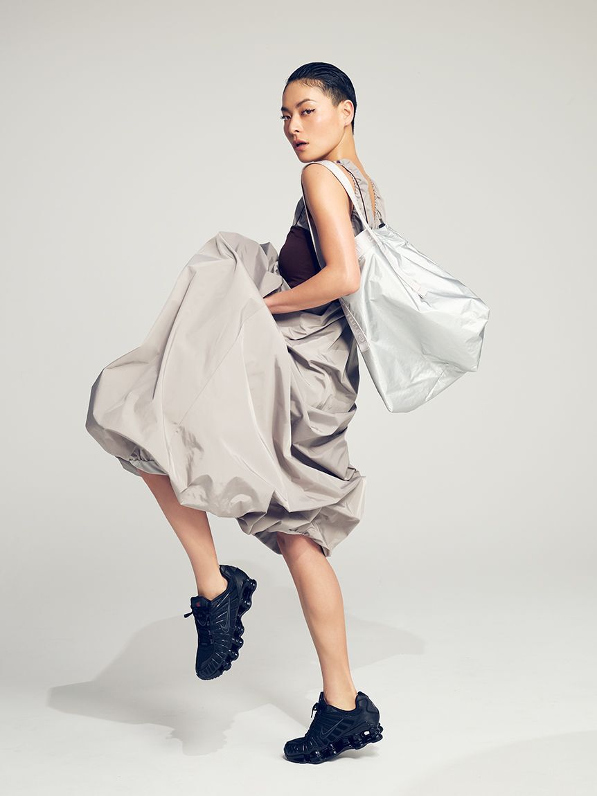 emmi atelier「【10th】【ONLINE限定カラー】emmiロゴビッグトートバッグ」|トートバッグ|