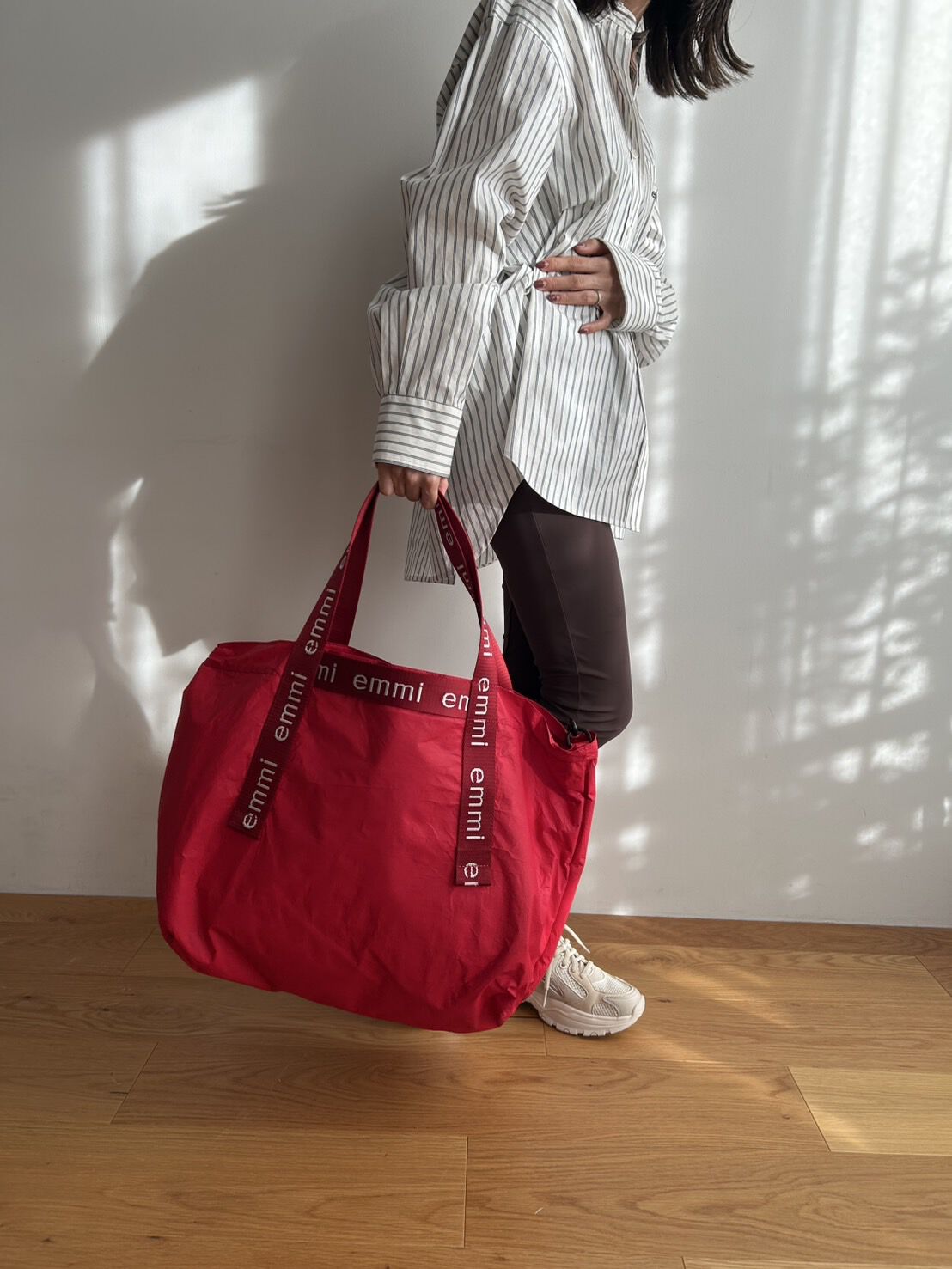 emmi atelier「【10th】【ONLINE限定カラー】emmiロゴビッグトートバッグ」|トートバッグ|