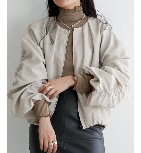 VENCE share style「袖ギャザーブルゾン」|ブルゾン・スタジャン|オフホワイト