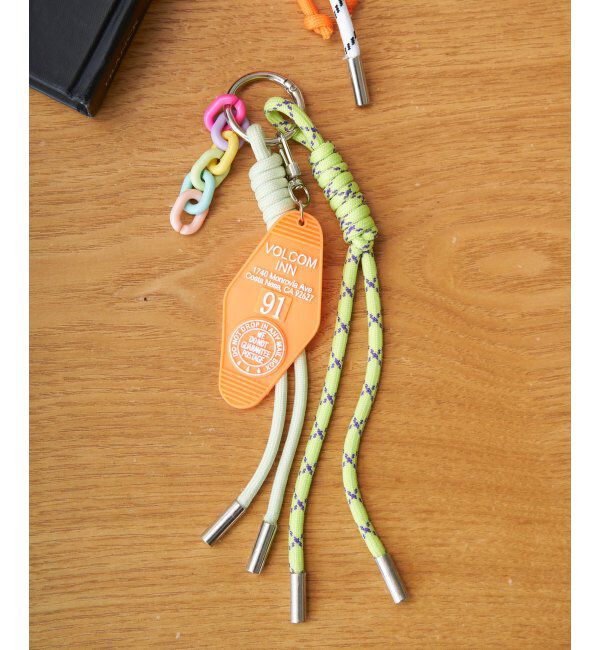 VENCE share style「ラバープレートチャーム」|ネックレス|オレンジ