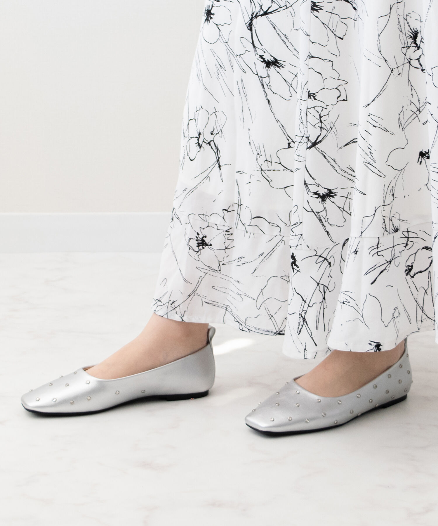 Bridget Birkin「【Bridget Birkin】ドットビジューフラットシューズ」|パンプス|SV