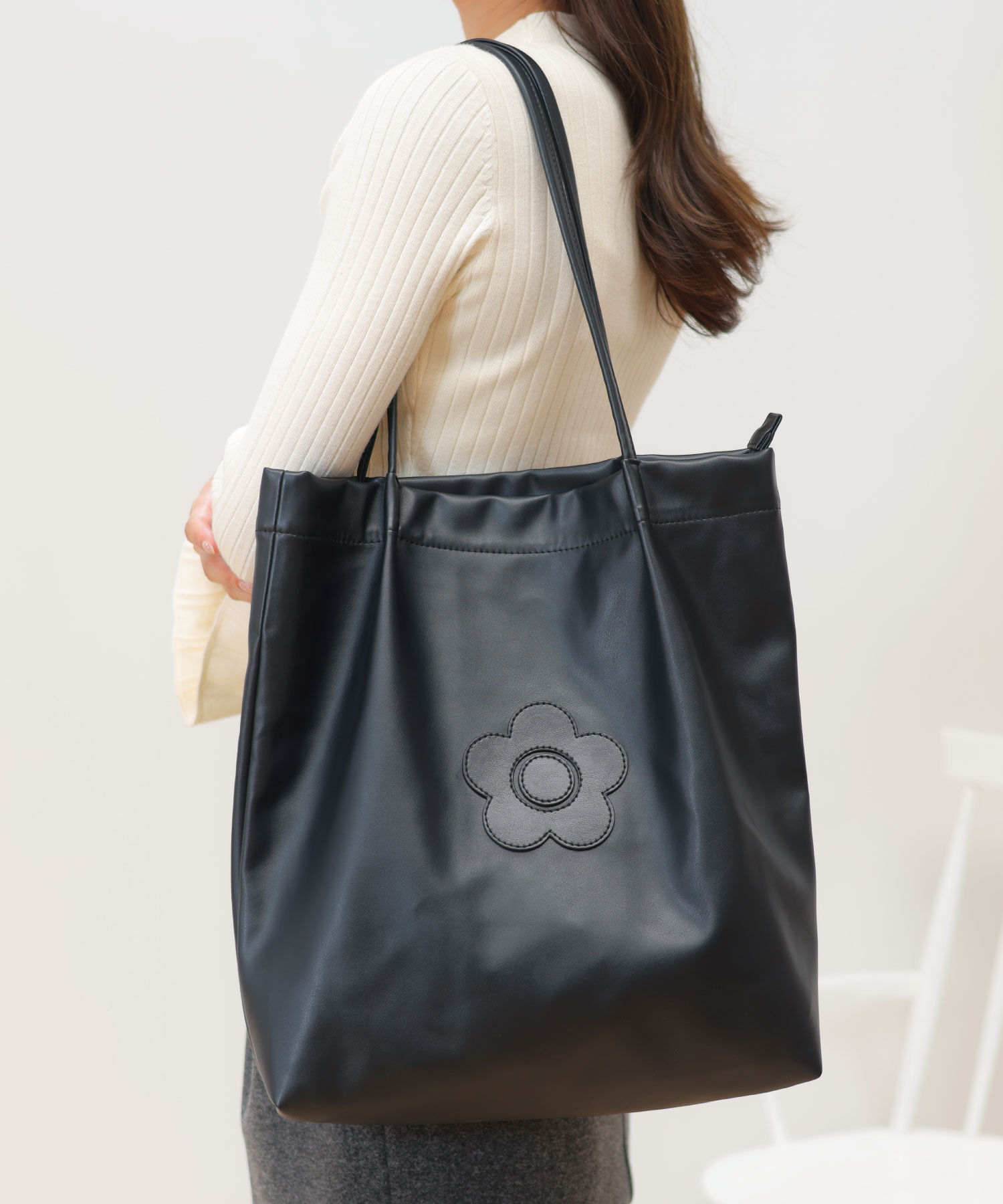 MARY QUANT「デイジーパッチソフト トート」|トートバッグ|ブラック