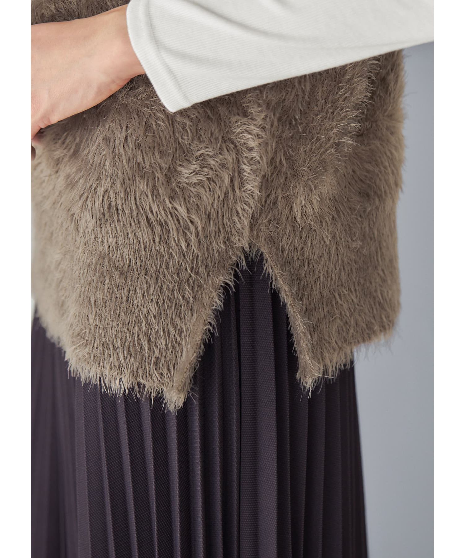 STYLE DELI「ふわふわシャギーハイネックベスト」|ニット・セーター|