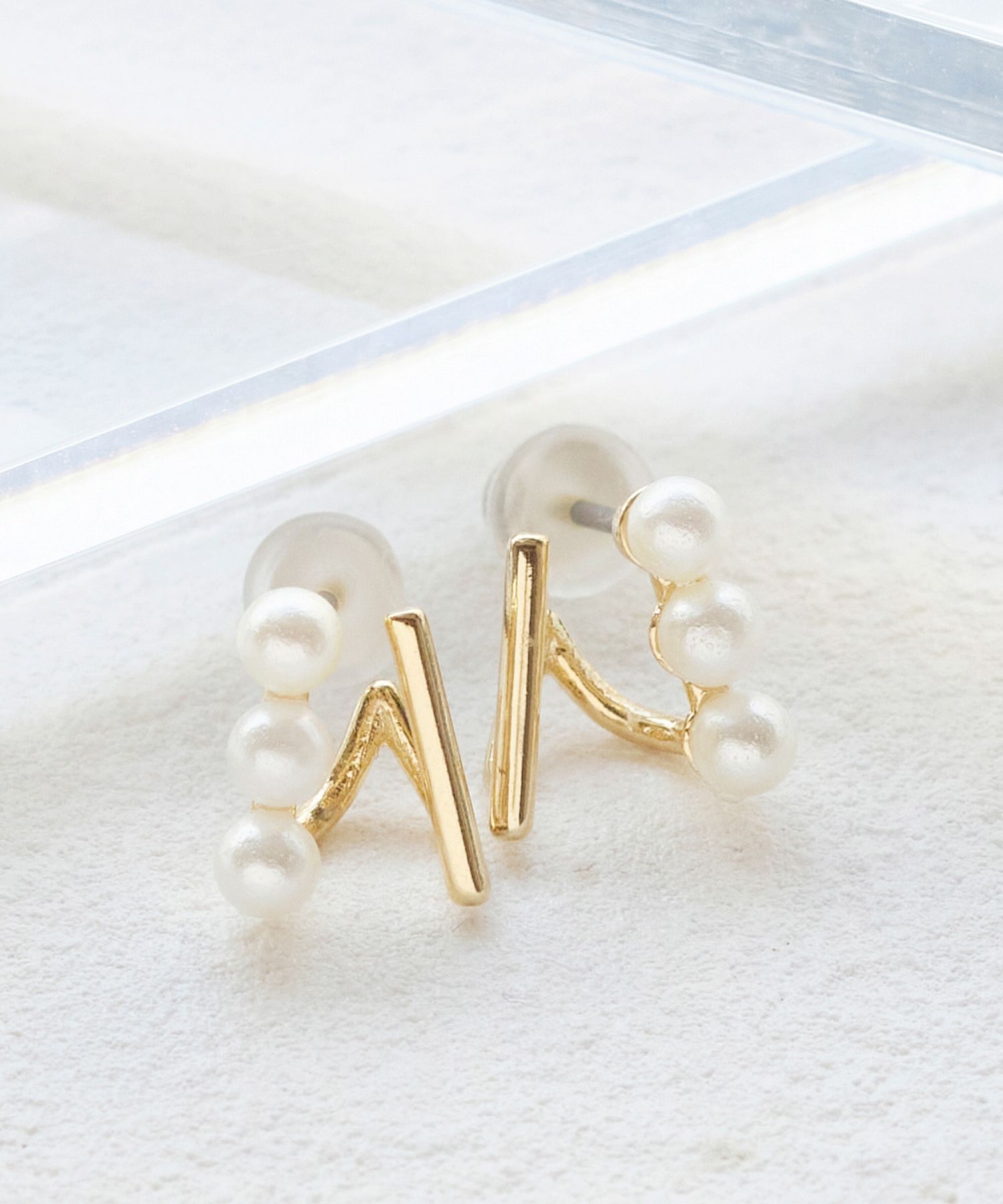 Phoebe「ダブルデコレイトパールピアス」|ピアス|ゴールド