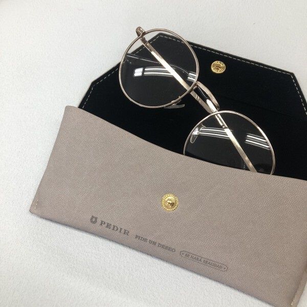 PEDIR「PEDIR(ペディール) リアコ メガネケース」|メガネ|