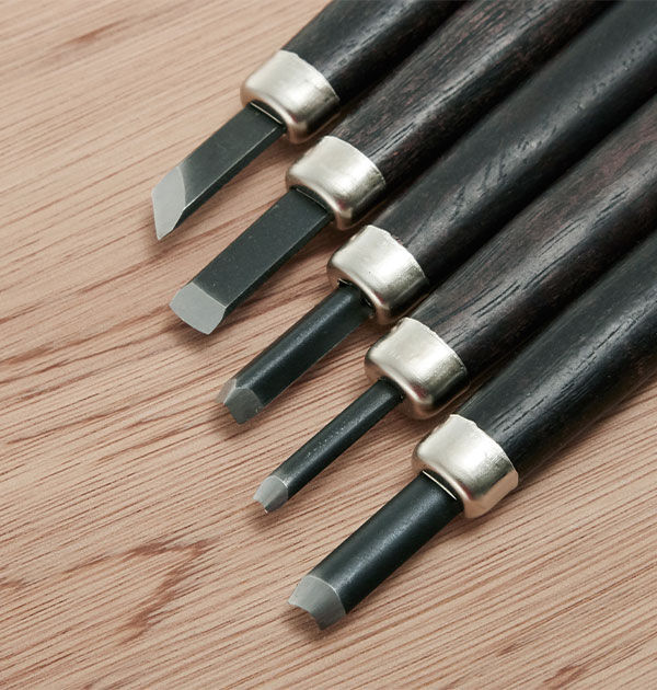 BACKYARD FAMILY「彫刻刀 5本組 右利き用 義春 よしはる YOSHIHARU 通販 図工 工作 プラケース入り」|ステーショナリー|