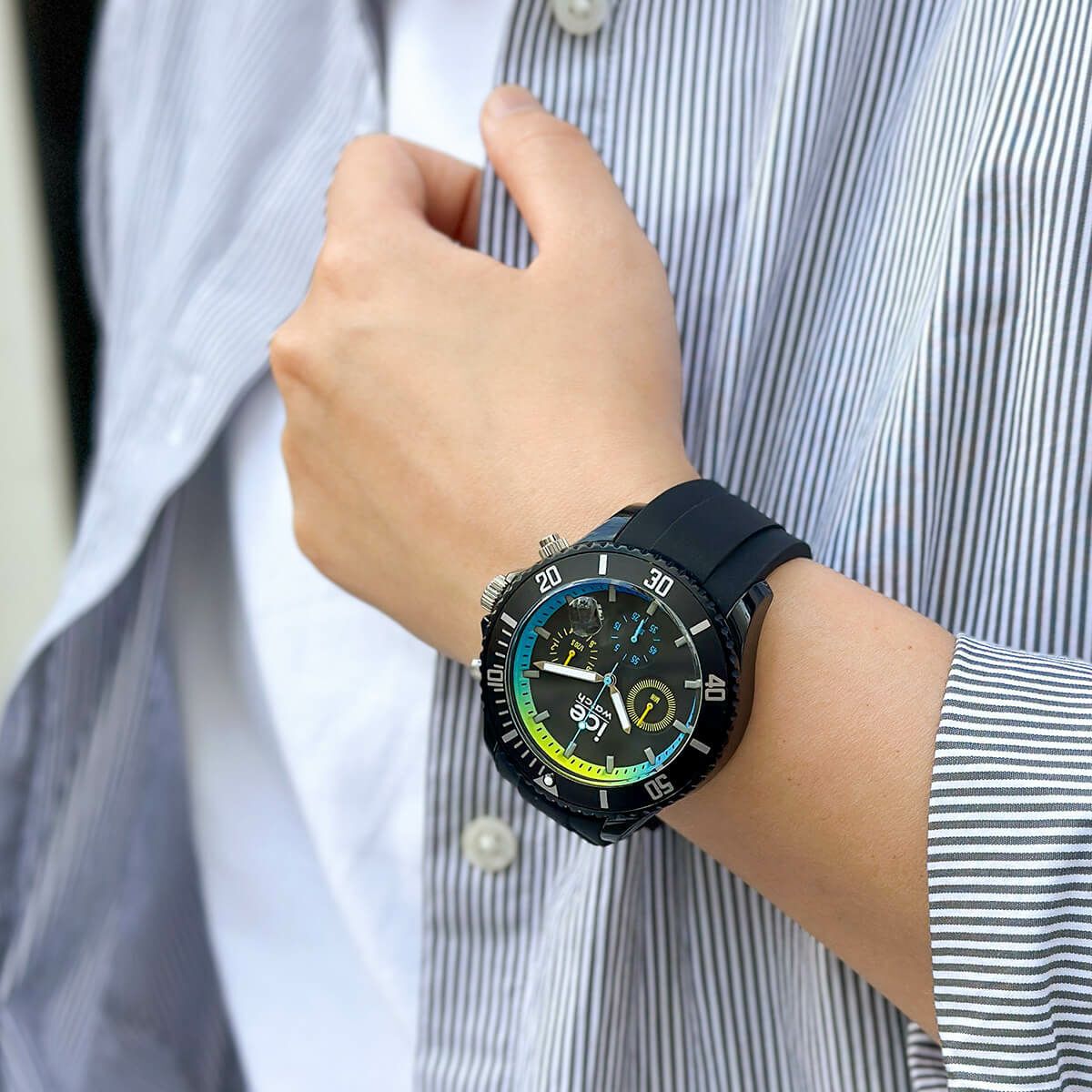 ICE-WATCH「〈ICE-WATCH(ｱｲｽｳｫｯﾁ)〉ICE chrono　ﾌﾞﾗｯｸﾗｲﾑ ｴｸｽﾄﾗﾗｰｼﾞ」|腕時計|