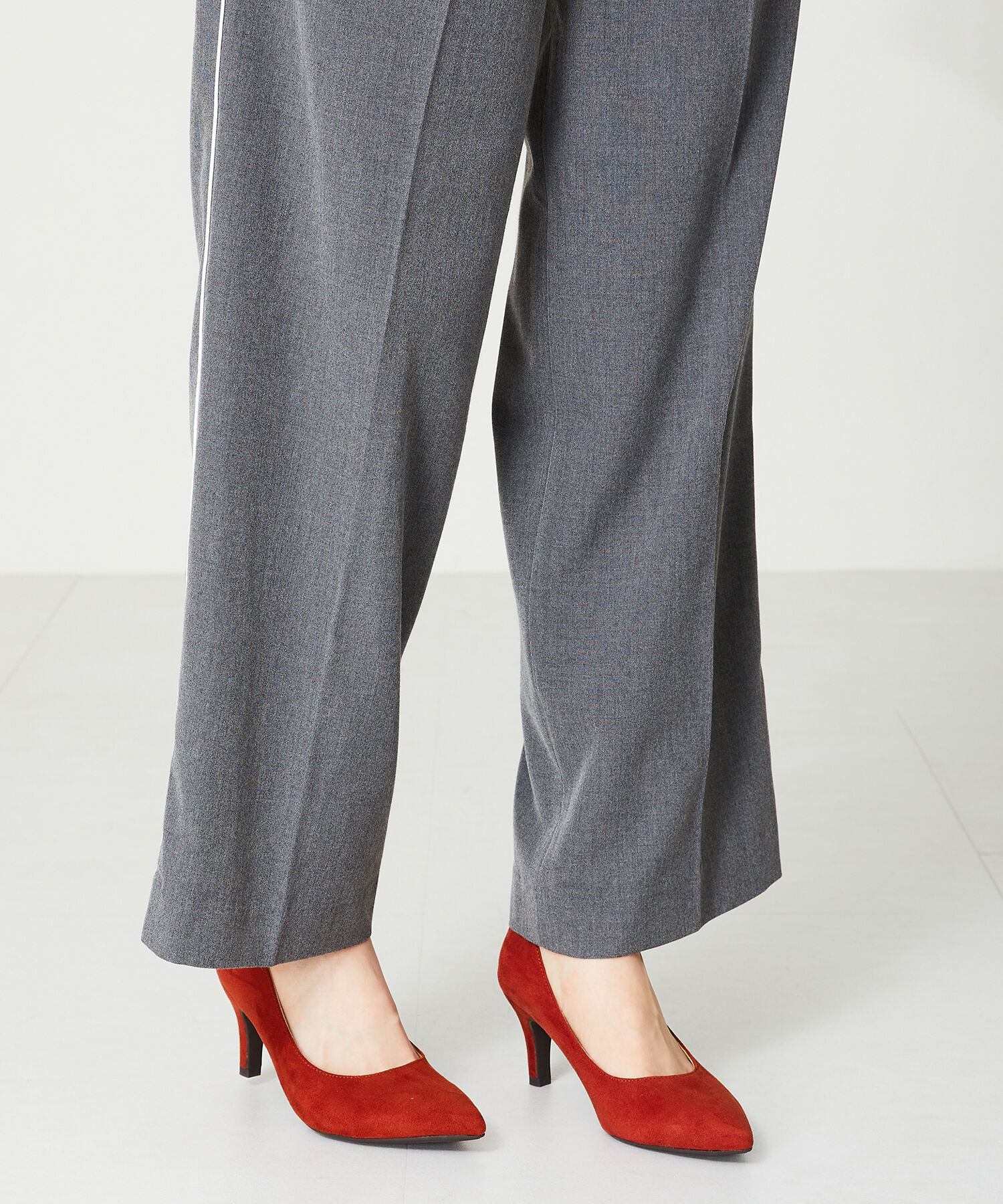 ORiental TRaffic「【跳べるパンプス/シリーズ累計１５０万足突破】 ポインテッドトゥ ヒール パンプス /R-3201 クッション」|パンプス|