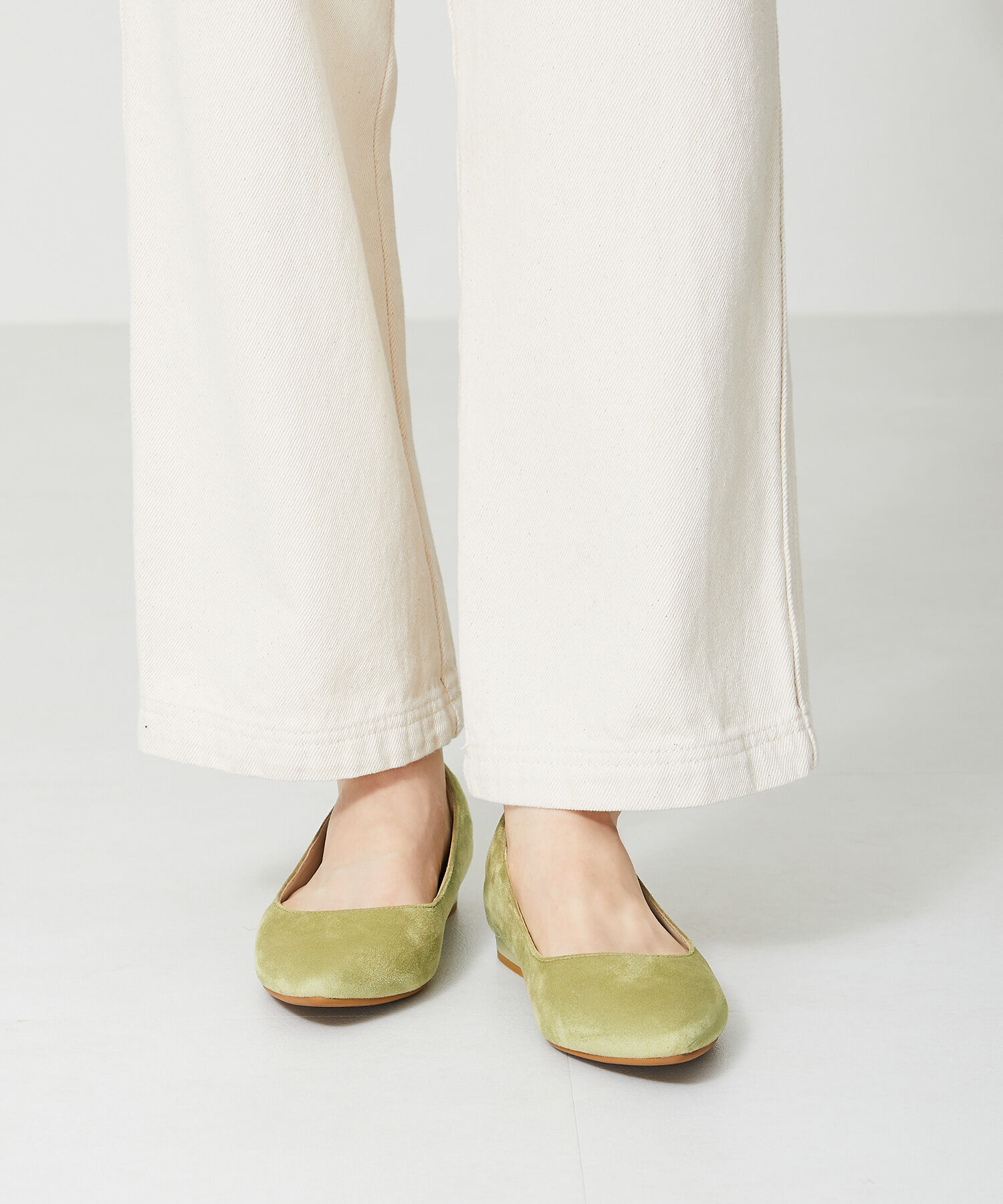 ORiental TRaffic「【跳べるパンプス/シリーズ累計１５０万足突破】プレーン フラット ヒール/R-3212 パンプス」|パンプス|