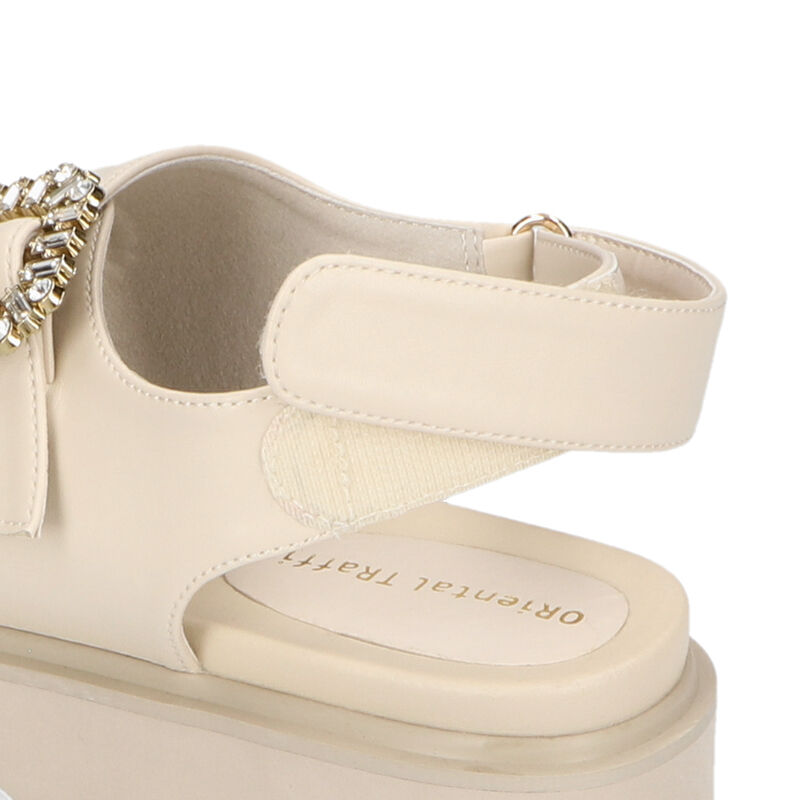 ORiental TRaffic「【アウトレット価格】厚底ビジューバックルサンダル/41201 スポサン 人気 トレンド 売れてる」|サンダル|