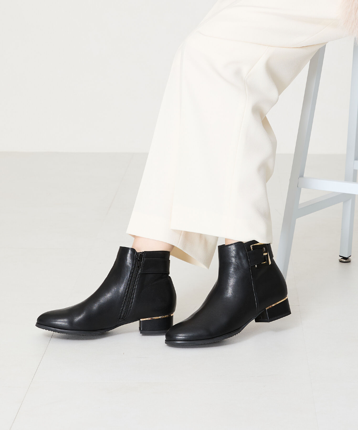 WA Oriental TRaffic「●2024秋冬新作●バックルベルトショートブーツ/42402」|ショートブーツ|