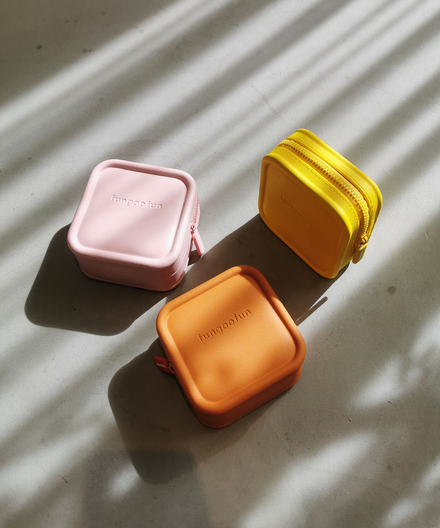 fungoofun「【WEB限定】EVAスクエアポーチ/G-0020 人気 トレンド」|その他|