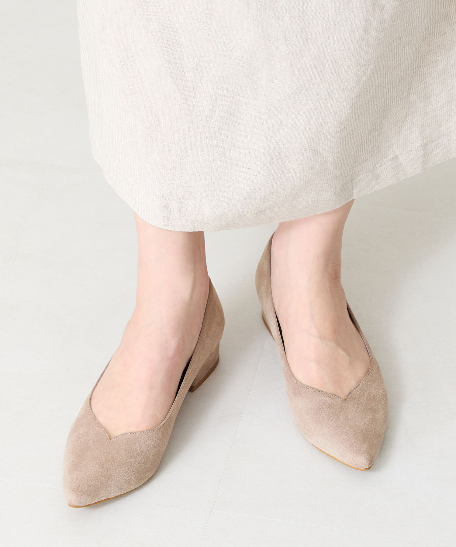 ORiental TRaffic「【WEB限定】スリットカット ポインテッドトゥ ヒール パンプス /55105 通勤 Vカット シンプル」|パンプス|