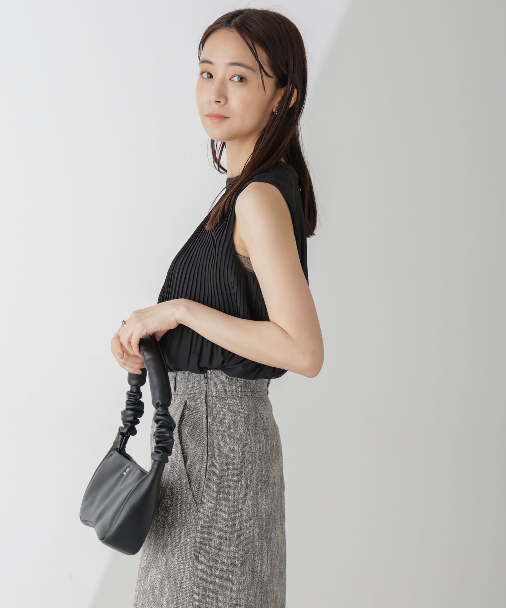 nano･universe「プリーツノースリーブブラウス」|シャツ・ブラウス|