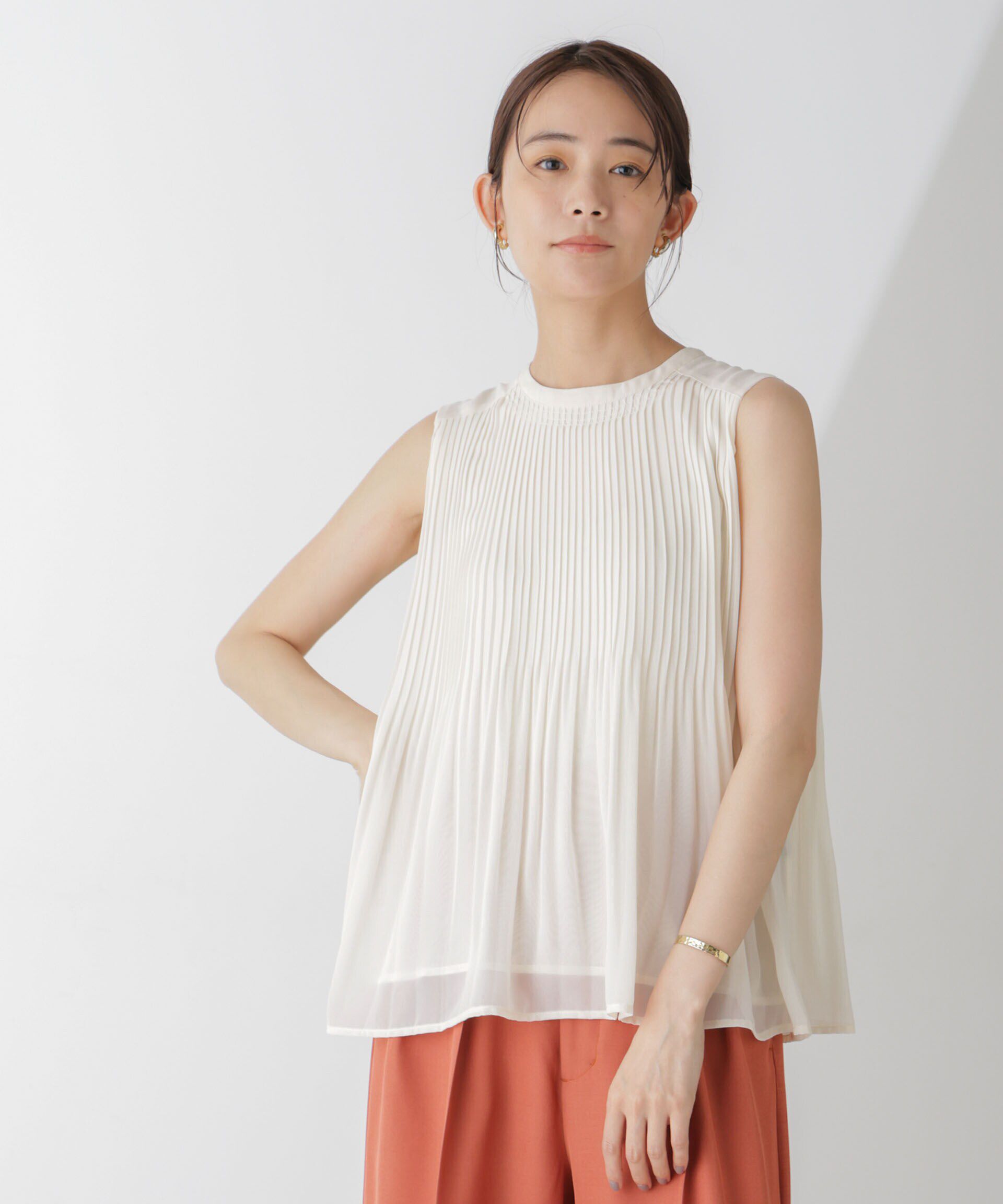 nano･universe「プリーツノースリーブブラウス」|シャツ・ブラウス|