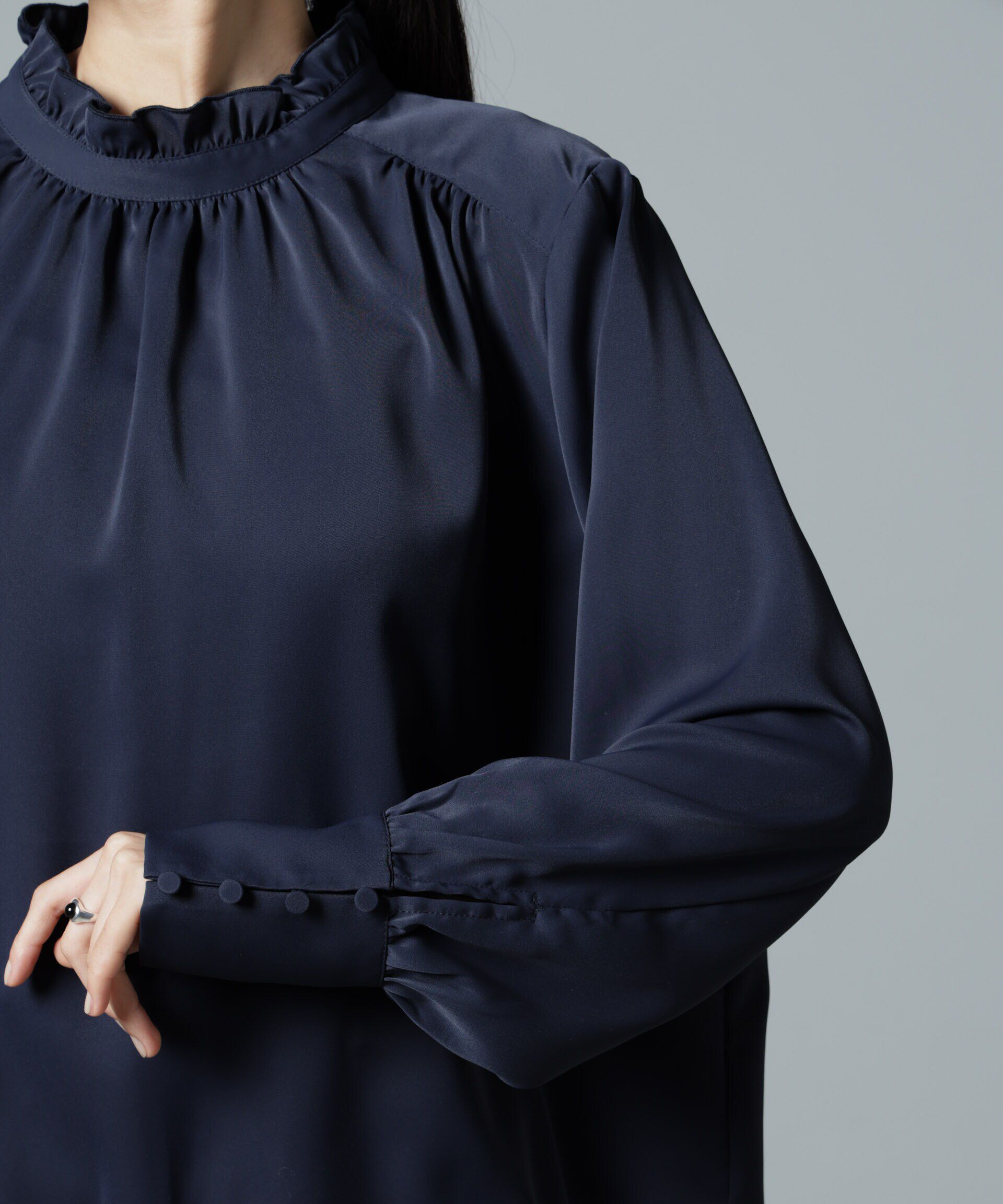 nano･universe「2wayスタンドカラーギャザーブラウス」|シャツ・ブラウス|