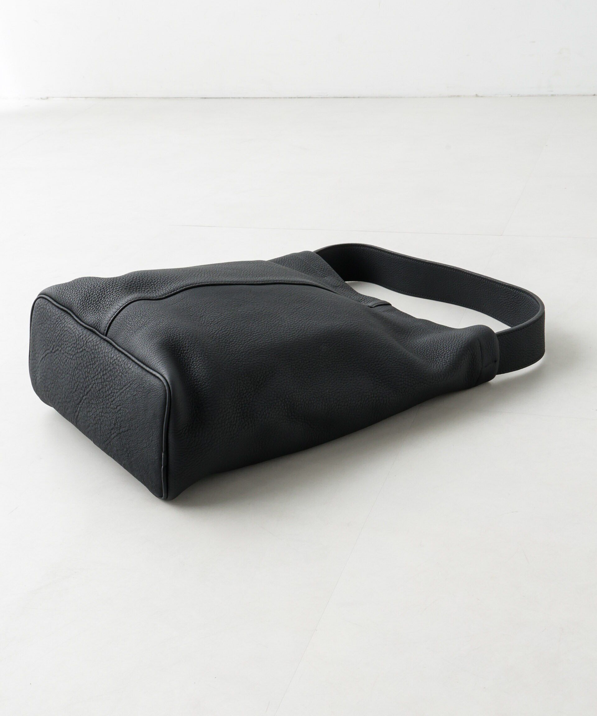 nano･universe「ITTI/別注 MARY BUCKET SHOULDER」|ショルダー・メッセンジャー|