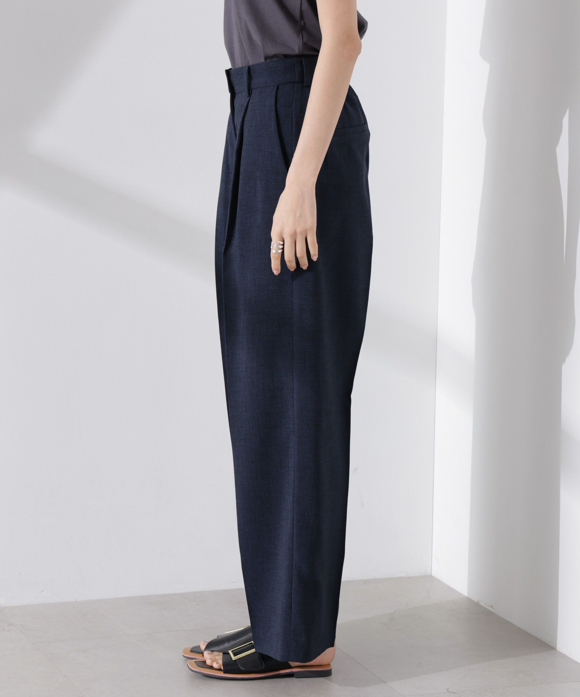 nano･universe「多機能素材スラックス(セットアップ可)」|チノ|