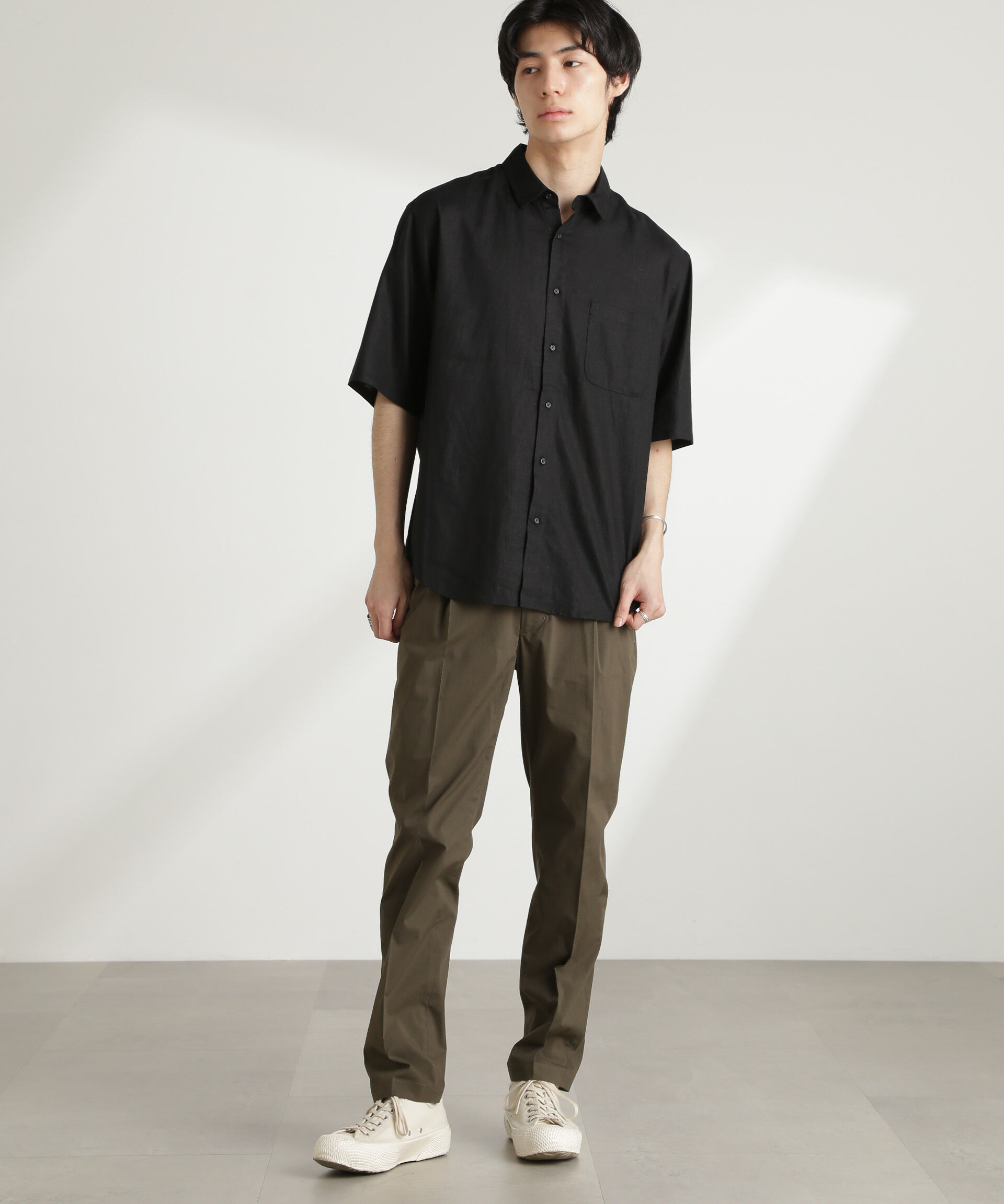 nano･universe「アンチスメルリネン レギュラーカラー 半袖」|シャツ・ブラウス|