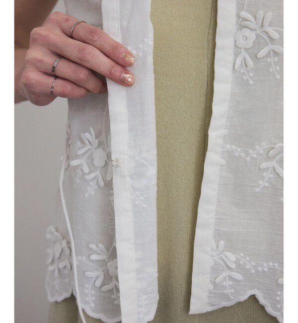 SALON adam et rope'「【WEB限定】３Dフラワーレースブラウス/ジレ［セットアップ対応］」|シャツ・ブラウス|