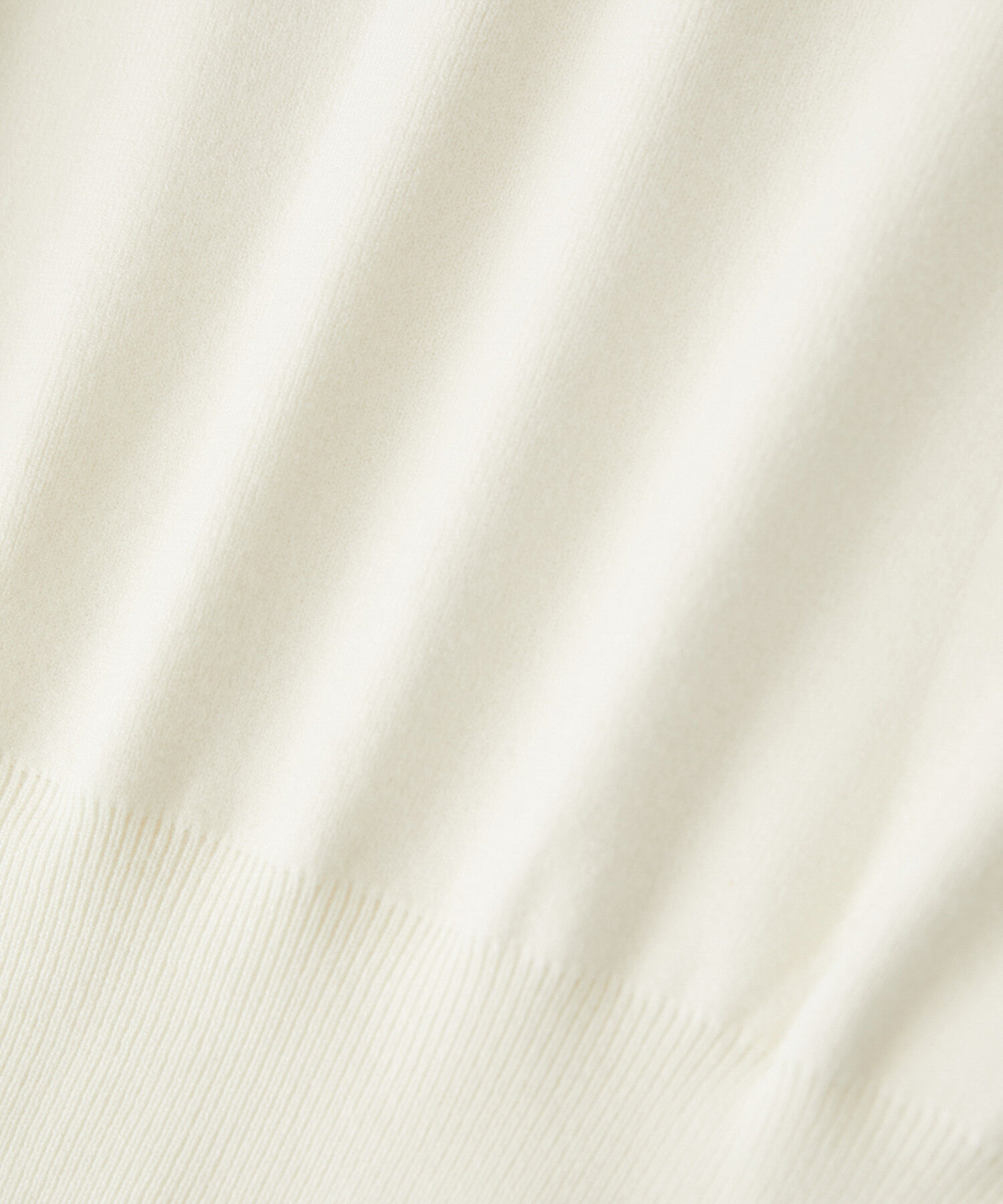 VIS「【吸湿発熱・エコベロ】バックパールハイネックニット」|ニット・セーター|