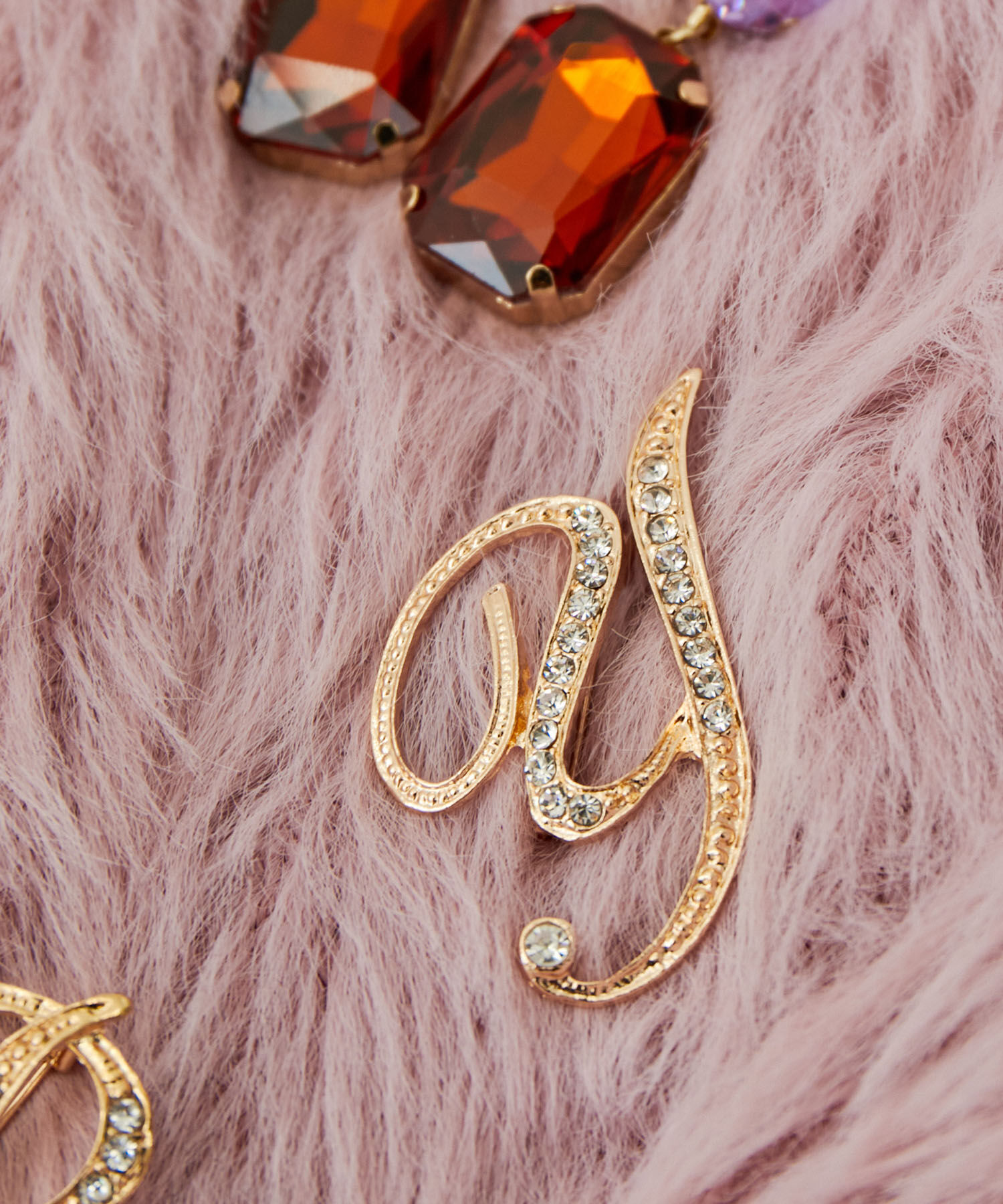 VIS「ビジューイニシャルブローチ」|ブローチ・コサージュ|その他(96)