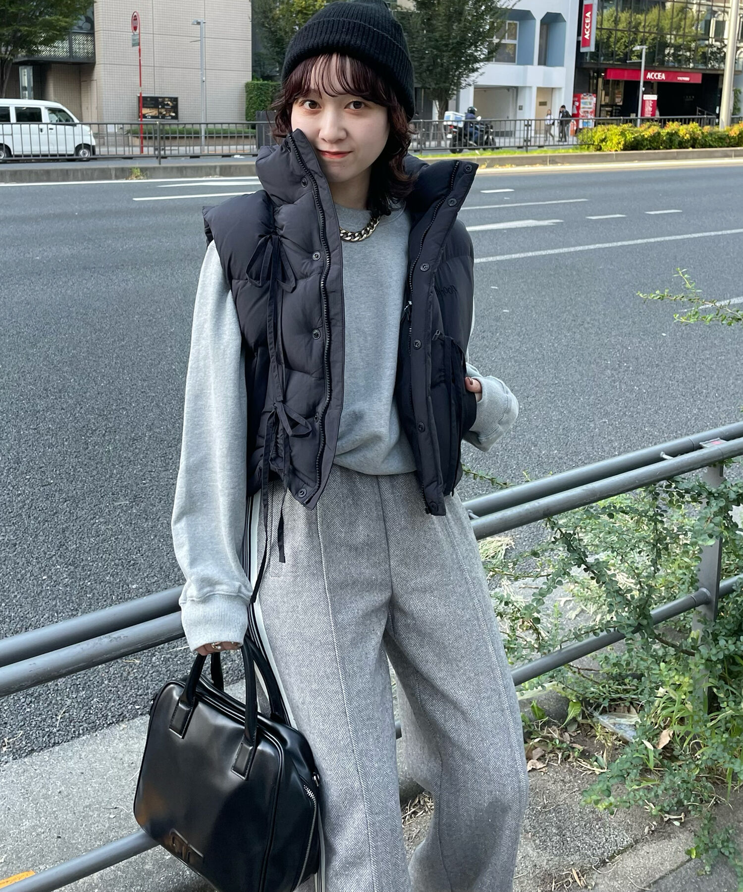 VIS「【韓国人気ブランド/sinoon】リボンディテールダウンベスト」|ダウン|