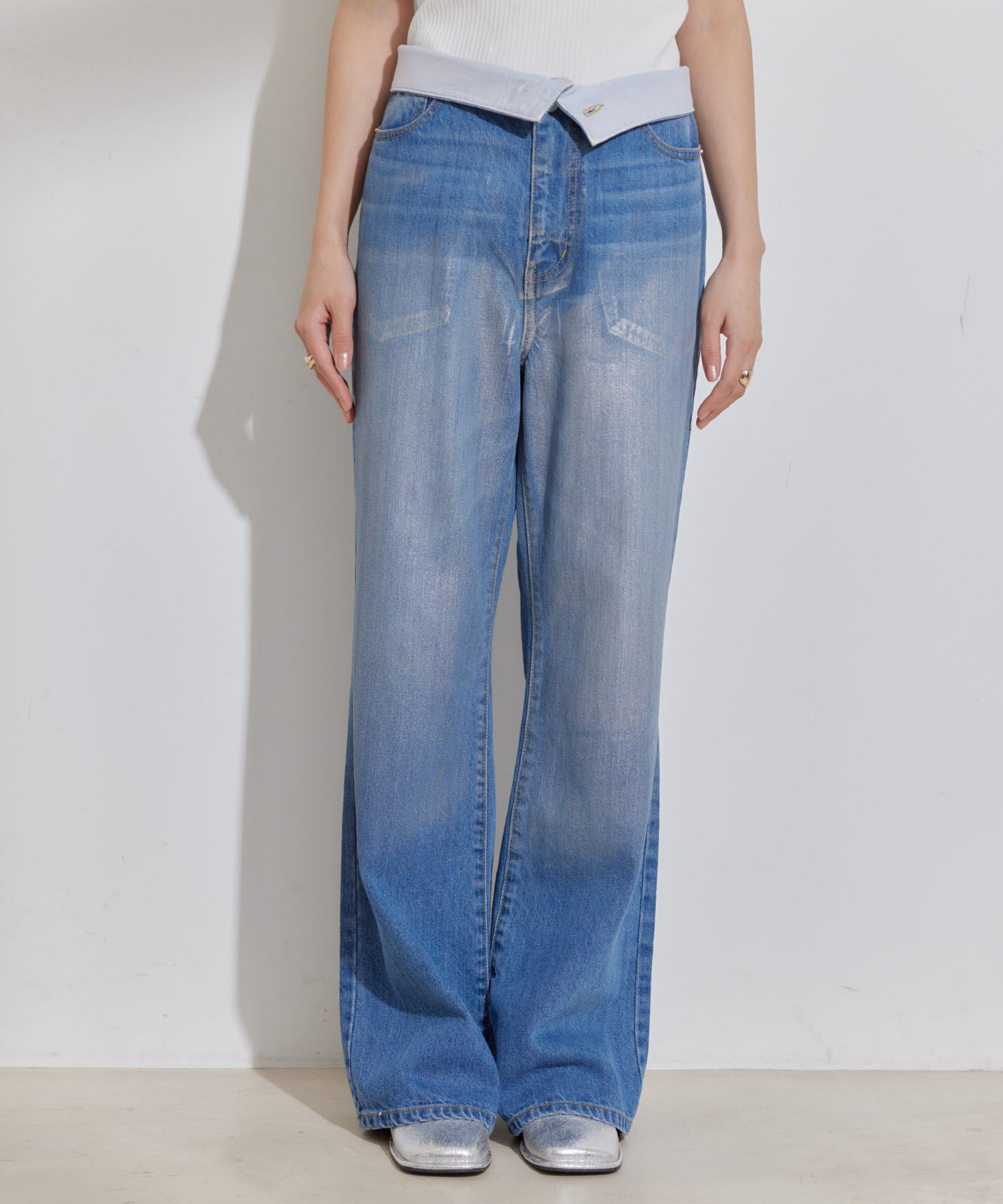 VIS「折り返しフレア箔デニム」|デニム|