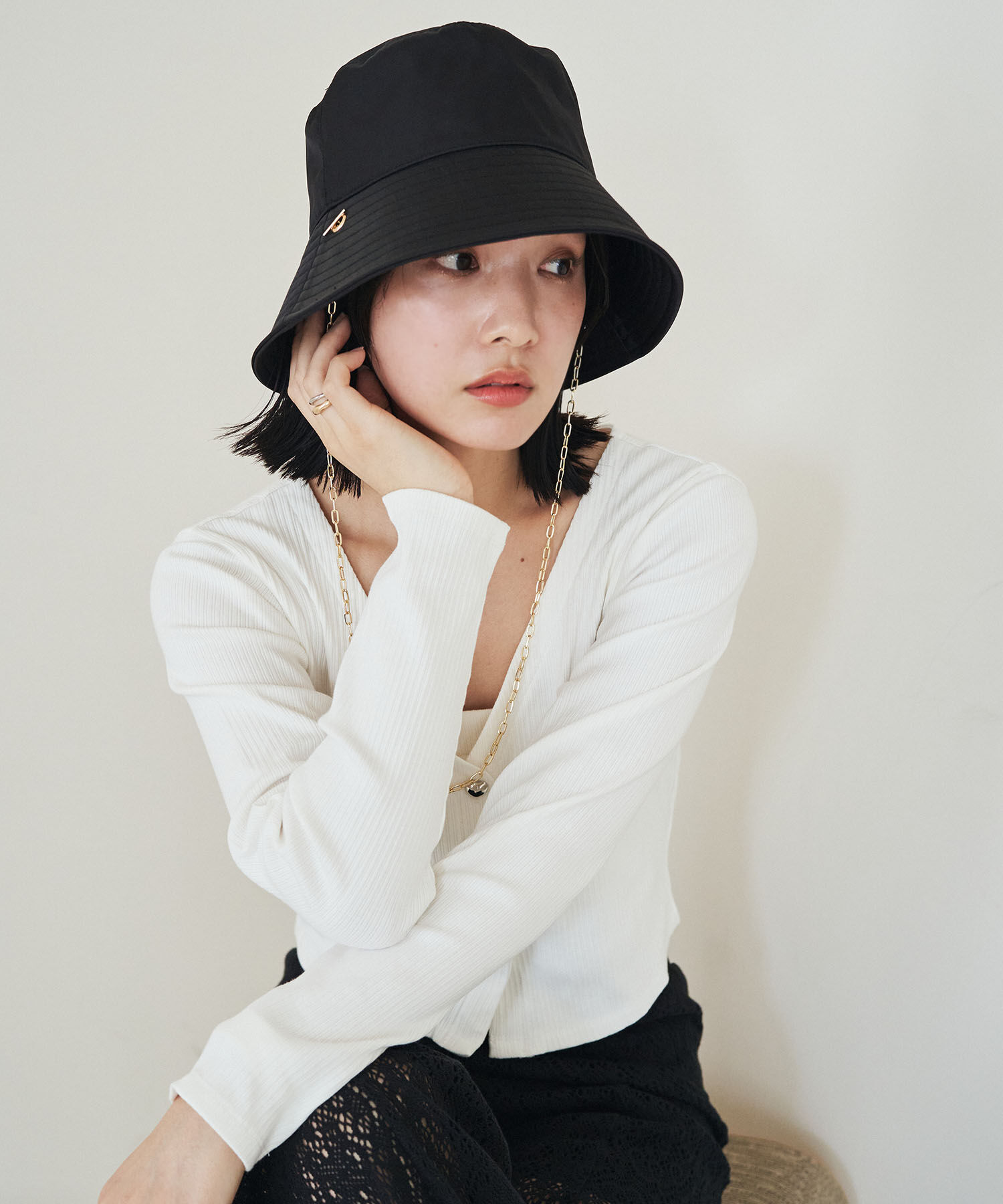 VIS「【吸水速乾】チェーン付つば広バケットハット」|ハット|