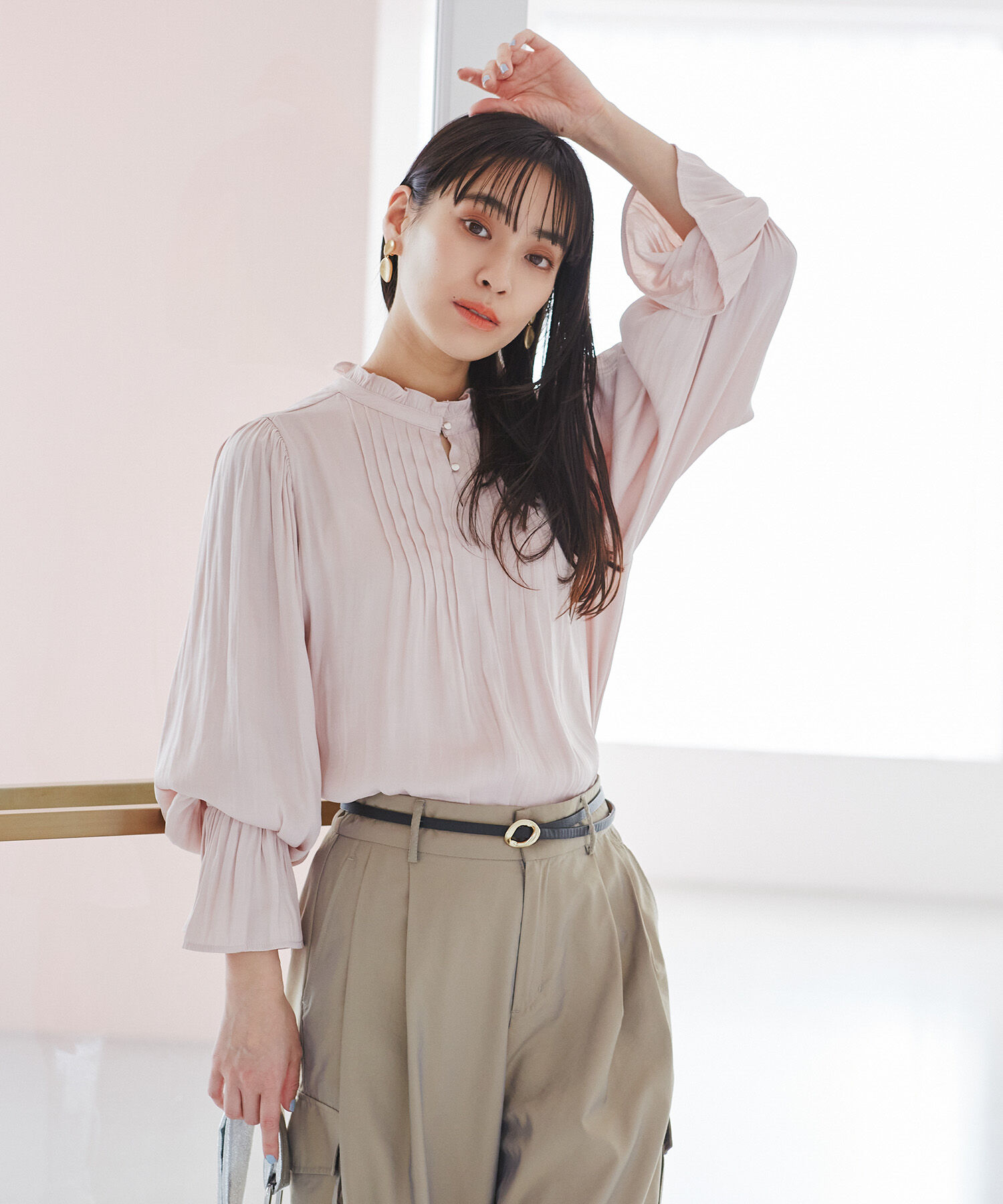 VIS「【前後2WAY】割繊ピンタックブラウス【洗える】」|シャツ・ブラウス|