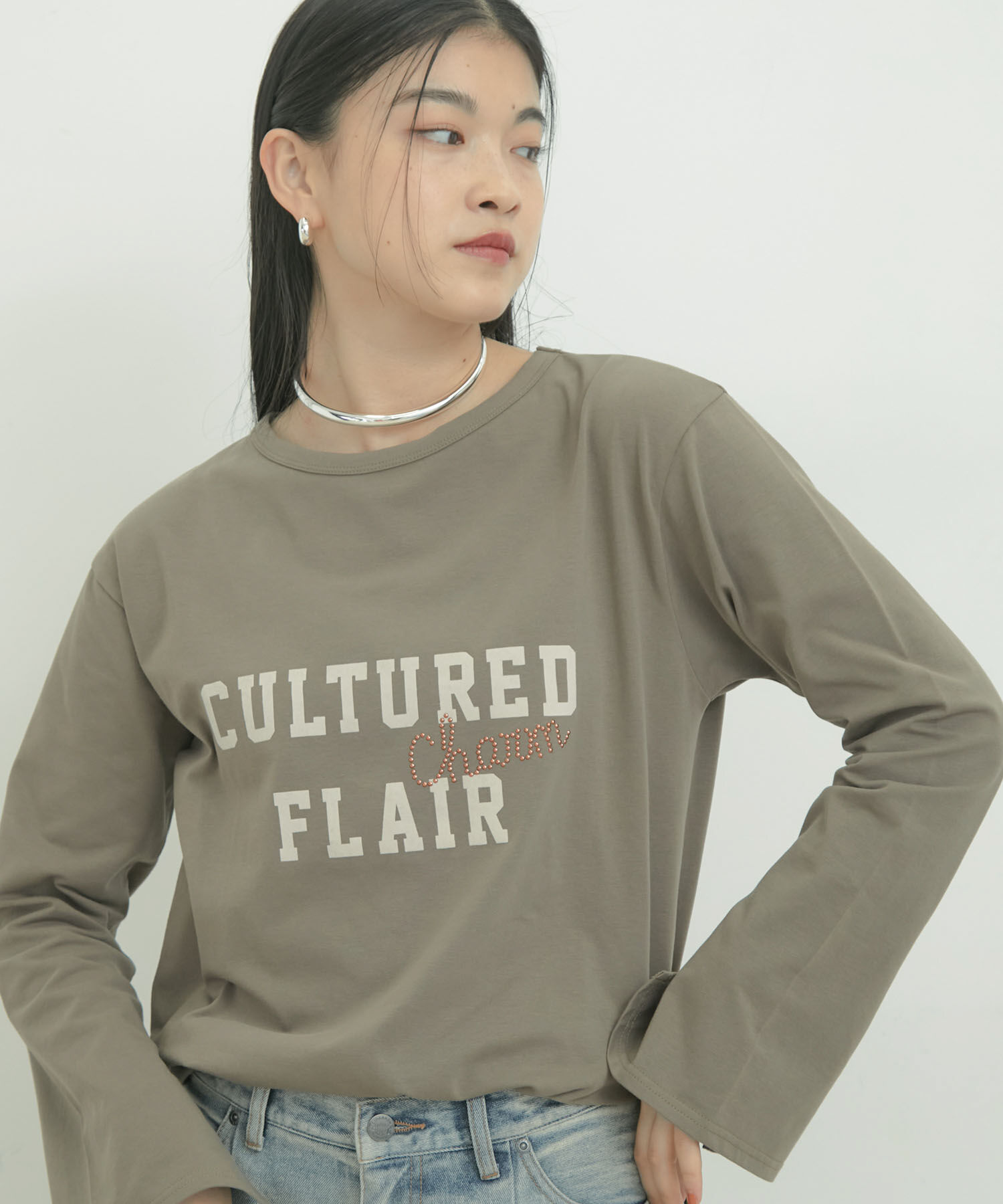 VIS「スタッズ&times;ロゴデザインロングTシャツ」|Tシャツ・カットソー|