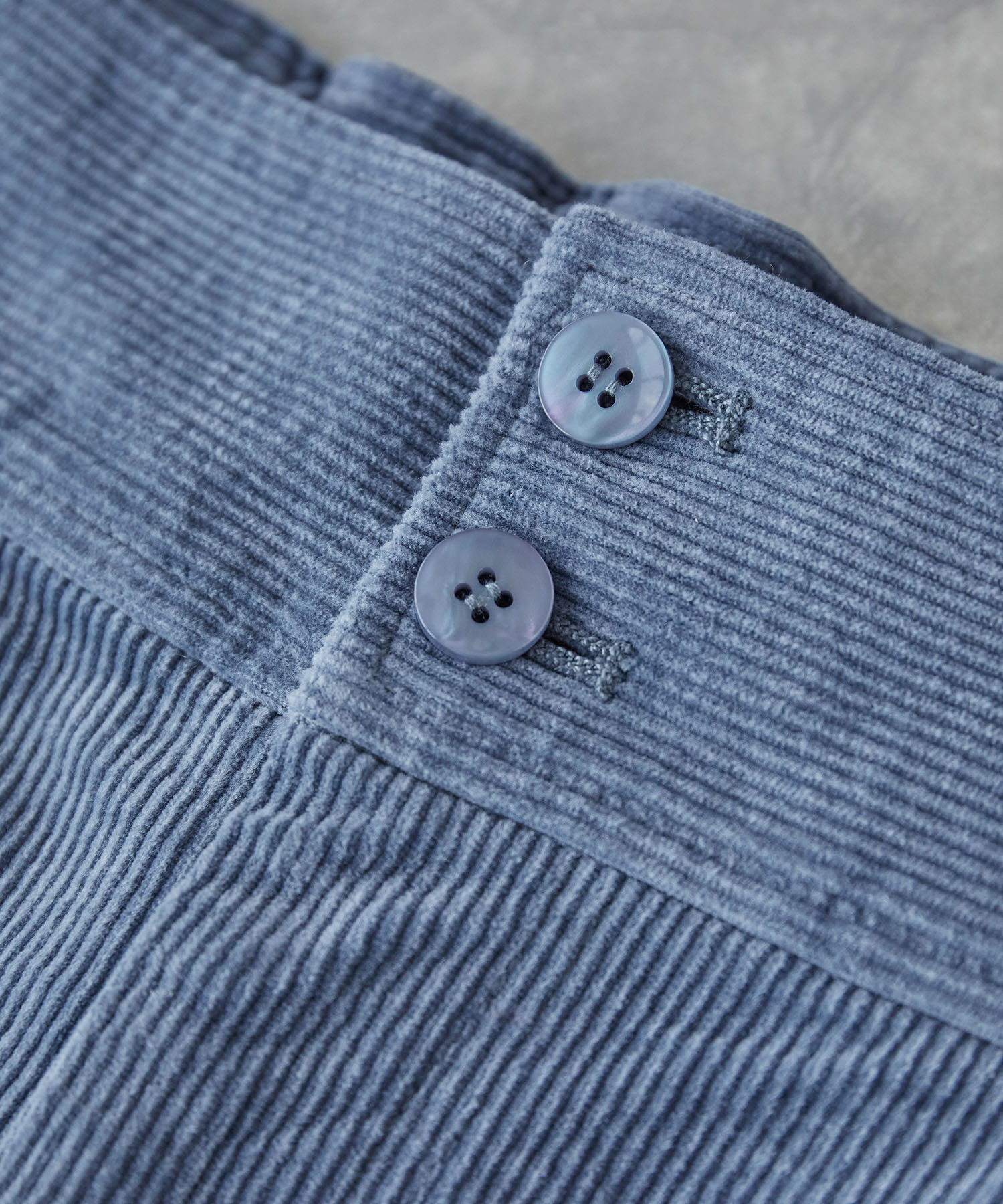 VIS「細コーデュロイワイドパンツ」|スラックス|