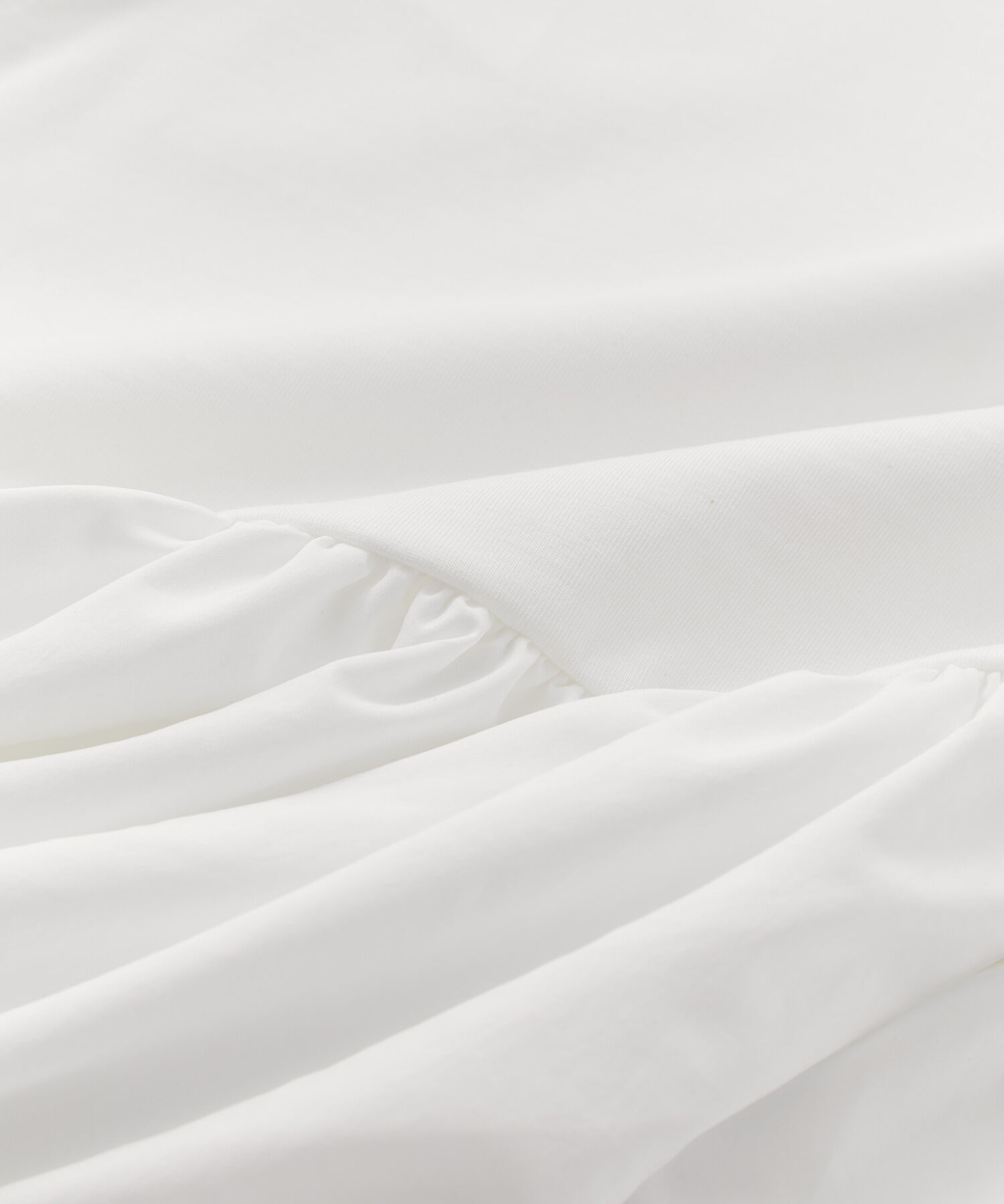 ADAM ET ROPE'「【再入荷・サステナブル・洗える・UVカット】バウンスカフスプルオーバー」|Tシャツ・カットソー|