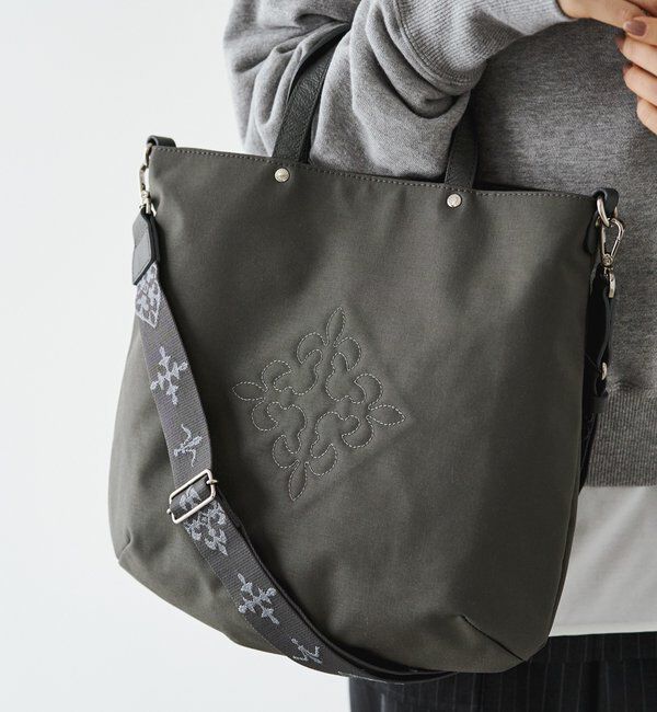  「《新色予約受付中》ナイロン 2WAYトートバッグ」|トートバッグ|ライトグレー