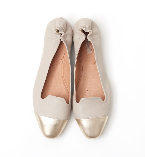 AU BANNISTER「トウキャップボロネーゼパンプス」|パンプス|ライトグレー