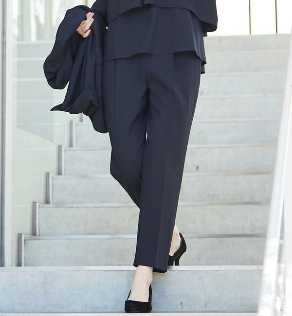 abahouse mavie「【エニデイカセット】タックテーパードパンツ」|スラックス|ダークネイビー