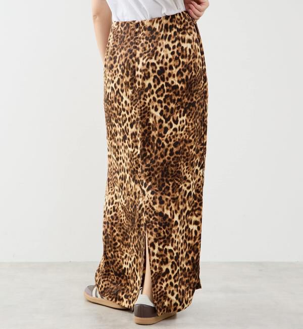 SOFFITTO「上品な光沢感のIラインスカート」|スカート|