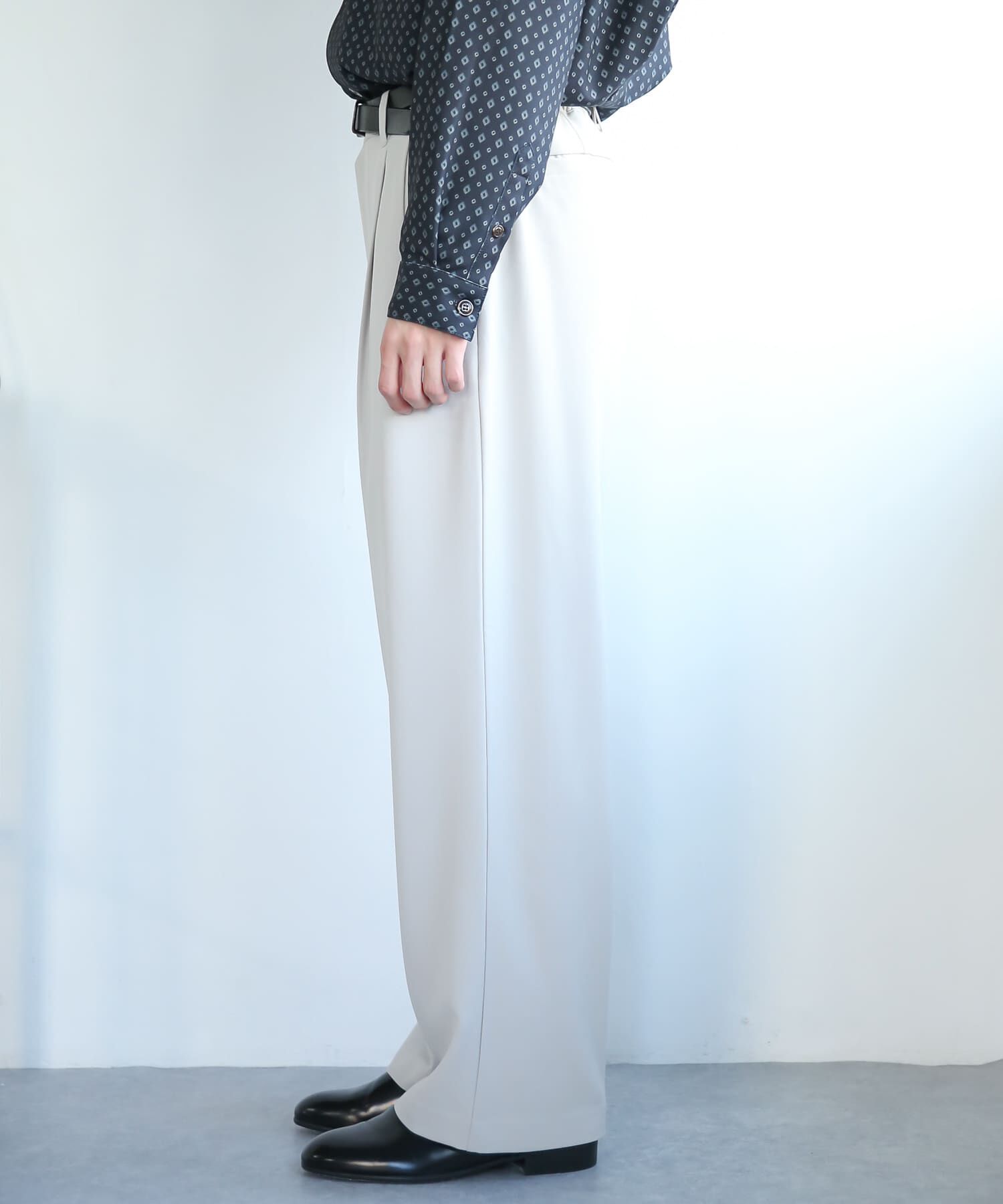 SENSE OF PLACE by URBAN RESEARCH「『セットアップ対応』『イージーケア』ダブルタックワイドスラックス」|その他|