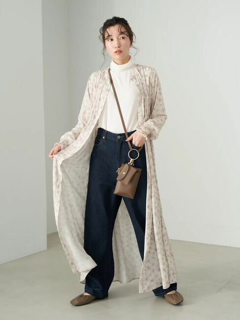 earth music&ecology「シャーリングギャザーワンピース(フラワー)」|ワンピース|