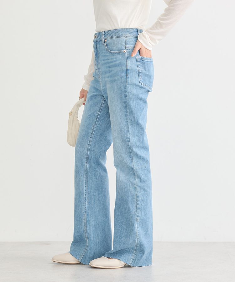 earth music&ecology「セルフカットフレアデニムパンツ」|デニム|