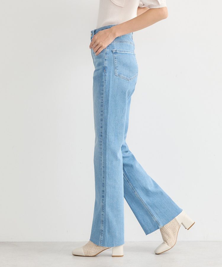 earth music&ecology「セルフカットフレアデニムパンツ」|デニム|