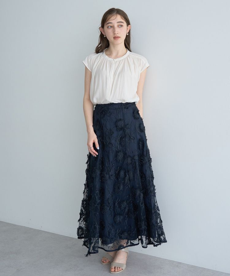 YECCA VECCA「フラワーエンブロイダリーチュールスカート」|フレア|