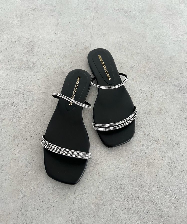 GARAGE OF GOOD CLOTHING「ラインストーンナローコードフラットサンダル」|サンダル|Black